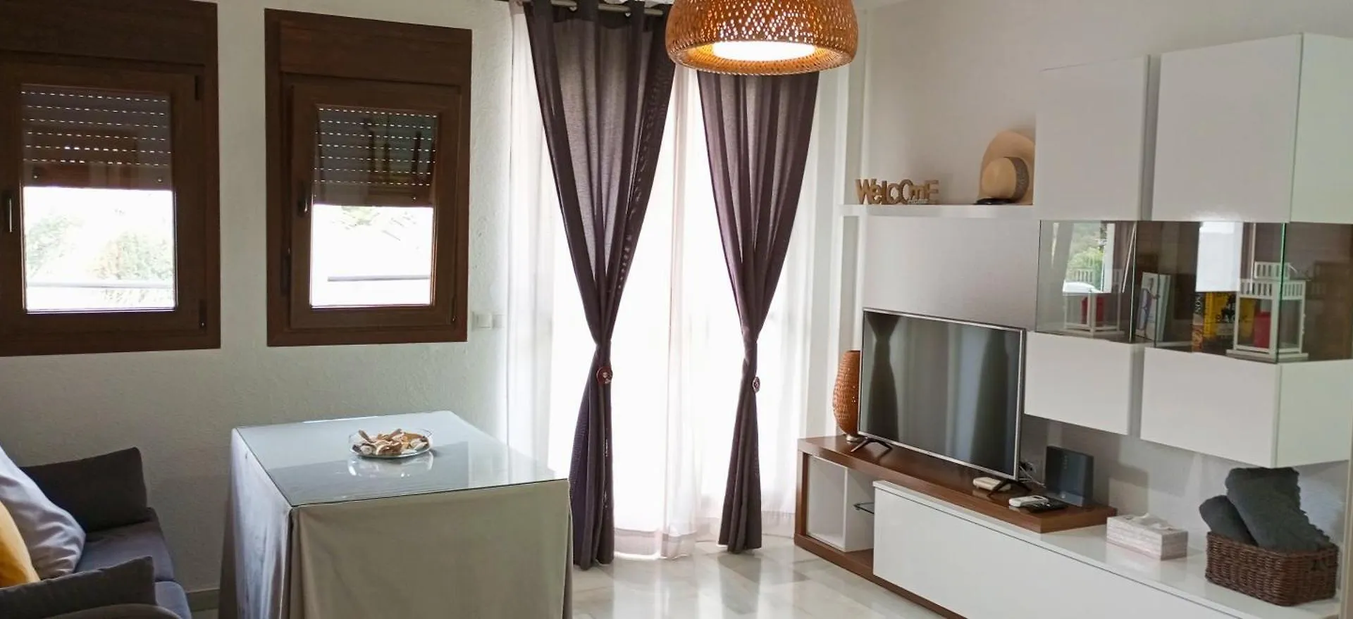 Apartamento Pueblo Blanco Benalmádena